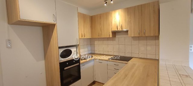 Eladó családi ház, Dömsödön 49.4 M Ft, 1+3 szobás