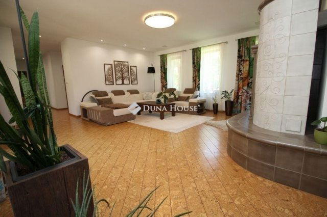 Eladó családi ház, Kecskeméten 219 M Ft, 1 szobás