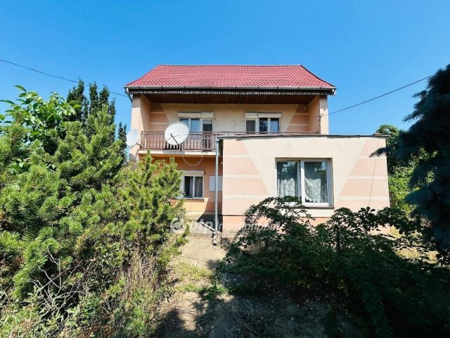 Eladó családi ház, Gávavencsellőn 24.5 M Ft, 4 szobás