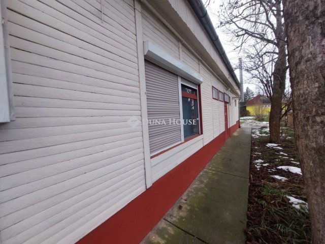 Eladó üzlethelyiség, Romhányon 36 M Ft / költözzbe.hu