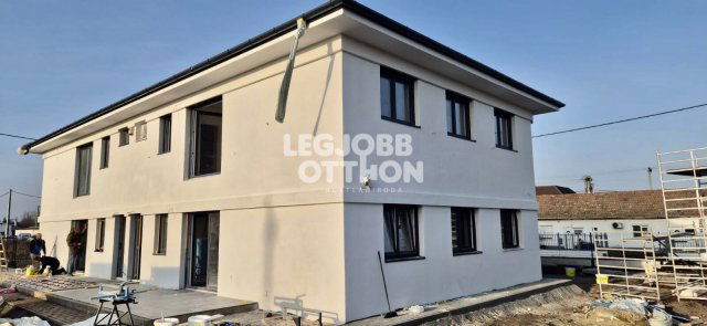 Eladó téglalakás, Cegléden 59 M Ft, 1+3 szobás