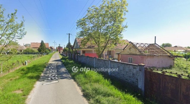 Eladó családi ház, Tápiószentmártonon 22.9 M Ft, 3 szobás