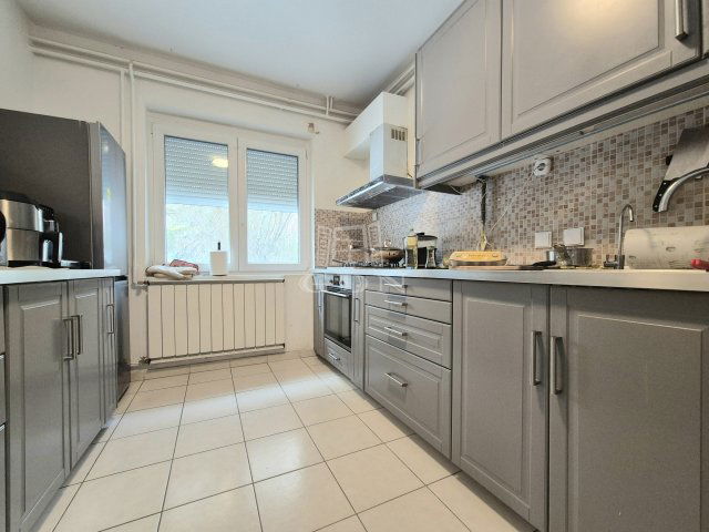 Eladó családi ház, Budapesten, II. kerületben 399 M Ft, 8 szobás