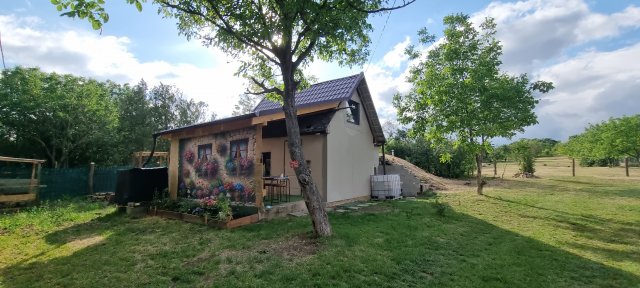 Eladó családi ház, Zámolyon 12.9 M Ft, 1+1 szobás