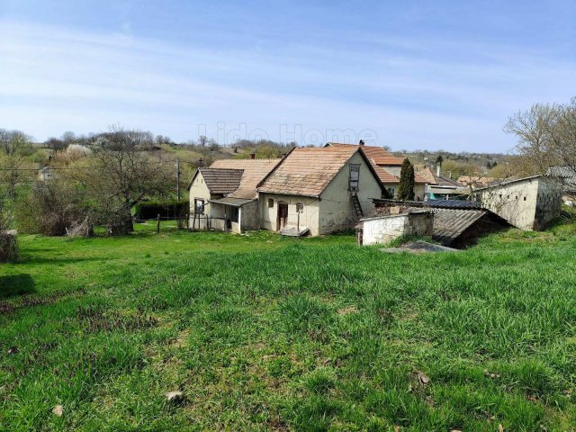 Eladó családi ház, Kapolyon 12.8 M Ft, 2 szobás