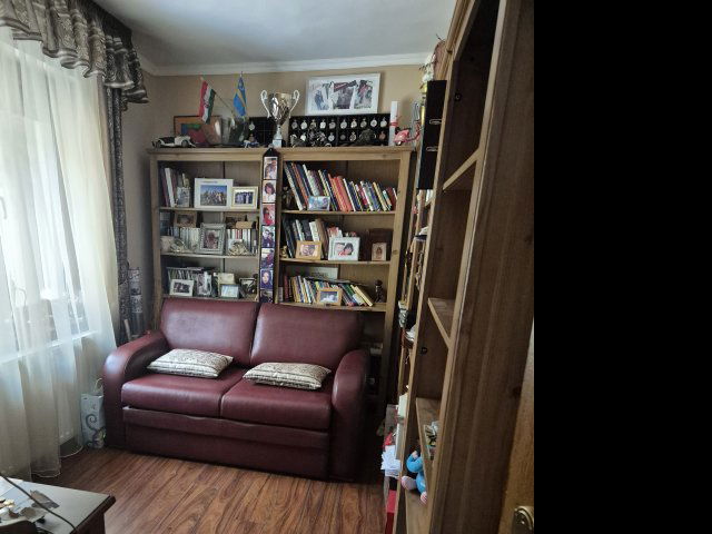 Eladó családi ház, Keszthelyen 134.9 M Ft, 4+1 szobás