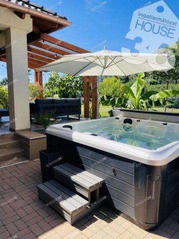 Eladó családi ház, Kecskeméten 149.9 M Ft, 4 szobás