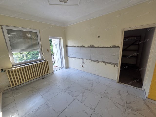 Eladó családi ház, Tiszaalpáron 32 M Ft, 3 szobás