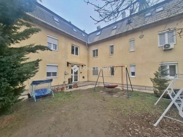 Eladó téglalakás, Kistarcsán 42.5 M Ft, 1 szobás