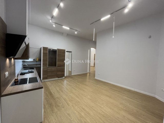 Eladó téglalakás, Budapesten, II. kerületben 189.5 M Ft