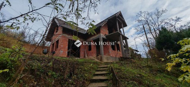 Eladó családi ház, Nagymaroson 39 M Ft, 2+3 szobás