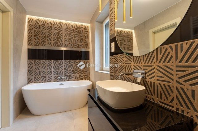 Eladó téglalakás, Budapesten, II. kerületben 320 M Ft, 3 szobás