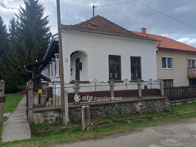 Eladó családi ház, Egerbocson 35.5 M Ft, 3 szobás