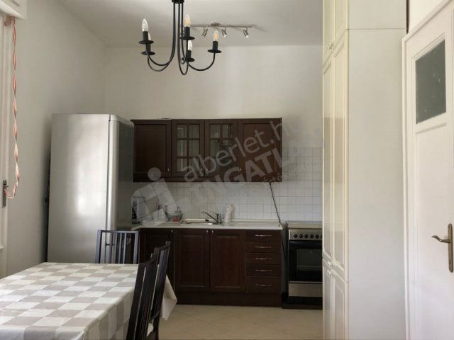 Kiadó téglalakás, albérlet, II. kerületben, Bogár utcában