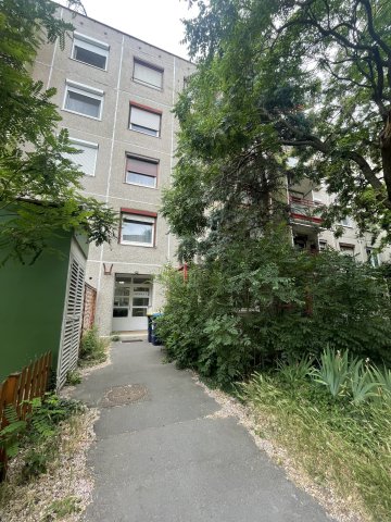 Eladó téglalakás, Budapesten, III. kerületben 69.99 M Ft