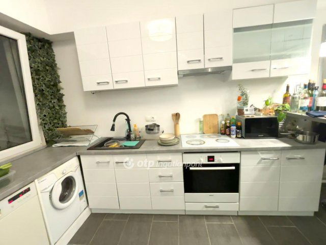 Eladó téglalakás, Budapesten, XI. kerületben 47 M Ft, 2 szobás