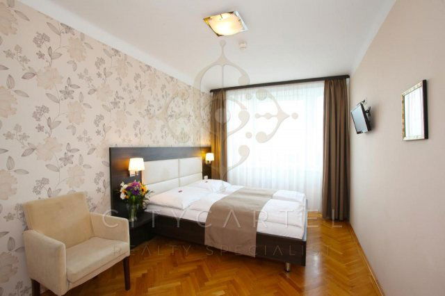 Eladó hotel, Budapesten, VI. kerületben 7249.32 M Ft, 120 szobás