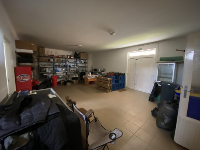 Eladó családi ház, Levelek 40 M Ft, 1+1 szobás