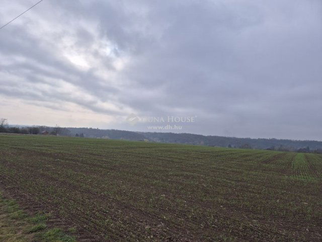 Eladó telek, Gombán 33 M Ft / költözzbe.hu