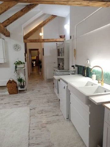 Kiadó téglalakás, albérlet, VI. kerületben, Dessewffy utcában