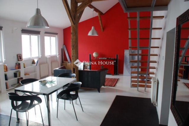 Eladó téglalakás, Budapesten, I. kerületben 99.9 M Ft, 1 szobás