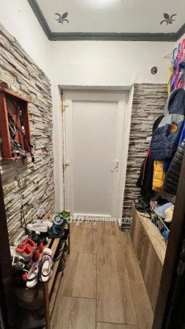 Eladó családi ház, Pápán 42.9 M Ft, 4+1 szobás