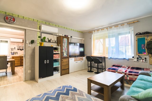 Eladó téglalakás, Székesfehérvárott 71 M Ft, 2+1 szobás