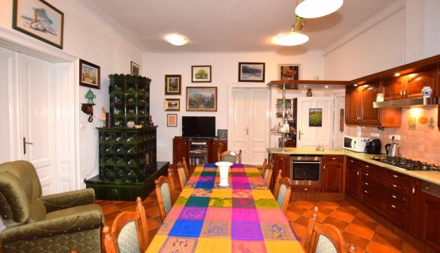 Eladó családi ház, Debrecenben 368 M Ft, 5+1 szobás