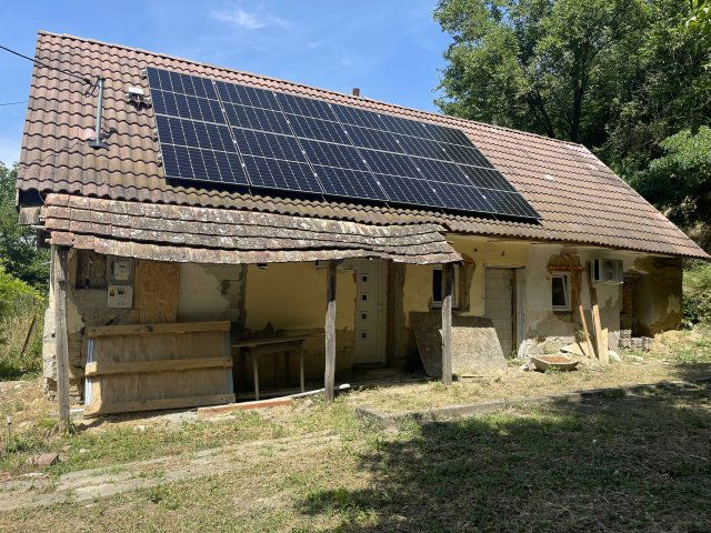 Eladó családi ház, Szárazdon 30 M Ft, 2 szobás