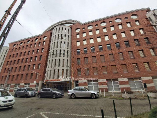 Kiadó iroda, Budapesten, VIII. kerületben 628 E Ft / hó, 1 szobás