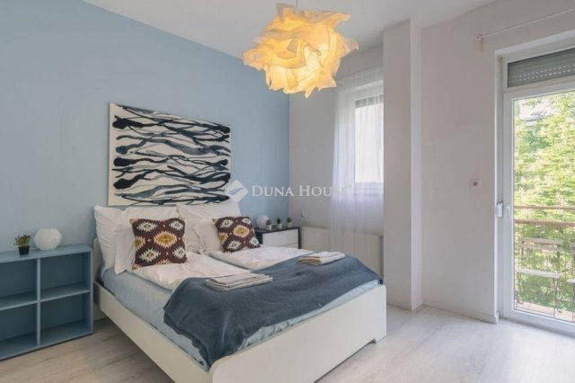 Eladó téglalakás, Budapesten, VII. kerületben 135 M Ft, 4 szobás