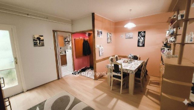 Eladó téglalakás, Monoron 54.9 M Ft, 2+1 szobás