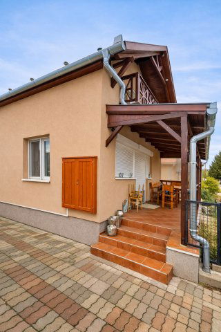 Eladó családi ház, Dombóváron, Alkonyat utcában 63 M Ft