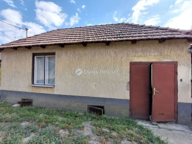 Eladó családi ház, Vaskúton 24.9 M Ft, 4 szobás