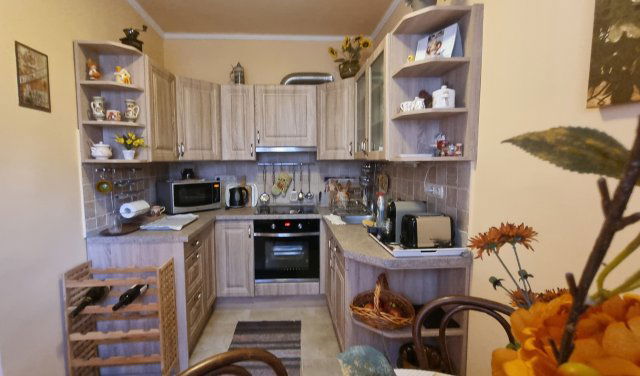 Eladó téglalakás, Budapesten, XIII. kerületben 94 M Ft, 2 szobás