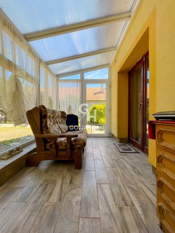 Eladó családi ház, Veszprémben 166.5 M Ft, 5+1 szobás