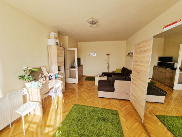 Eladó téglalakás, Budapesten, XXI. kerületben 59.9 M Ft