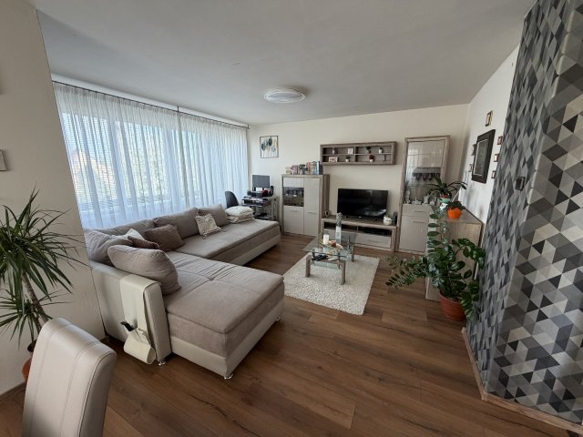 Eladó családi ház, Veszprémben 115 M Ft, 4 szobás