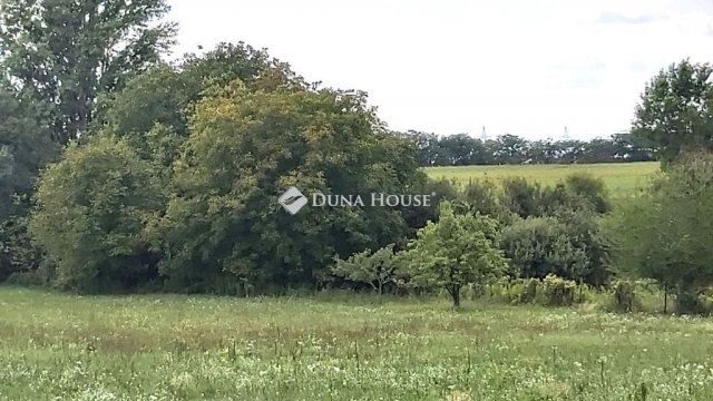 Eladó telek, Vértesszőlősön, Baromállási dűlőn 7.9 M Ft