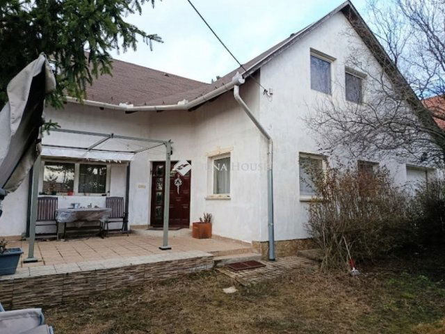 Eladó családi ház, Érden 124.9 M Ft, 4+2 szobás