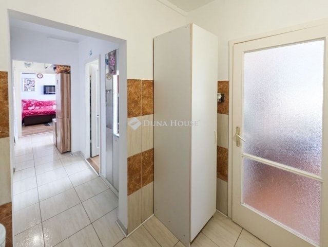 Eladó panellakás, Budapesten, XVIII. kerületben 59 M Ft, 3 szobás