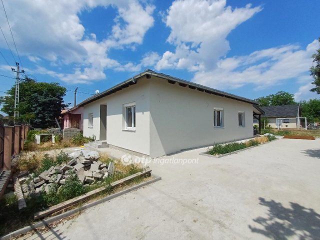 Eladó családi ház, Szigethalmon 95 M Ft, 3+1 szobás