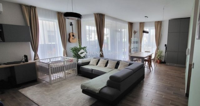 Eladó ikerház, Üllőn 105 M Ft, 4 szobás / költözzbe.hu
