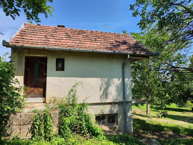 Eladó mezogazdasagi ingatlan, Pacsán 10 M Ft, 1 szobás