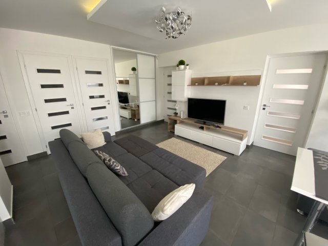 Kiadó téglalakás, albérlet, Nyíregyházán 250 E Ft / hó