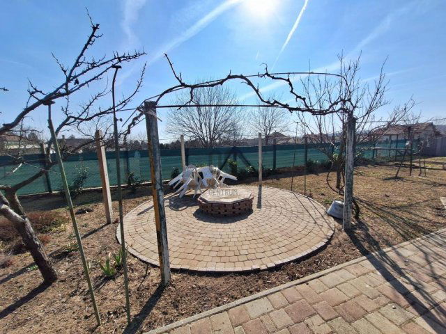 Eladó családi ház, Albertirsán 94.99 M Ft, 3 szobás