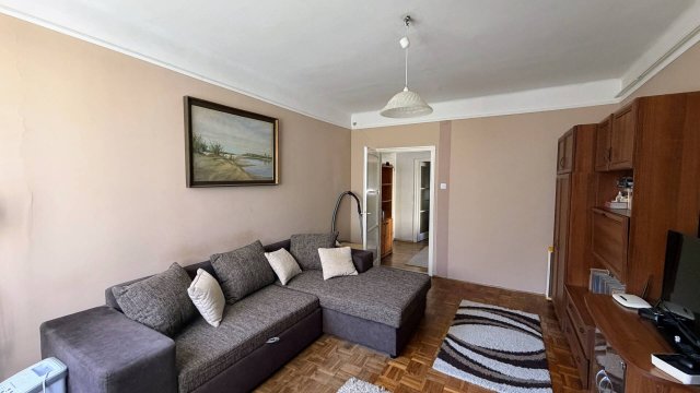 Eladó téglalakás, Baján 33 M Ft, 2+1 szobás