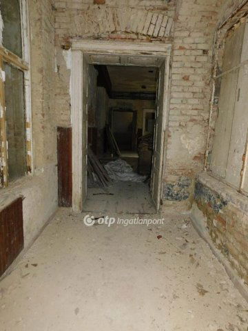 Eladó ipari ingatlan, Magyarszéken 500 M Ft / költözzbe.hu