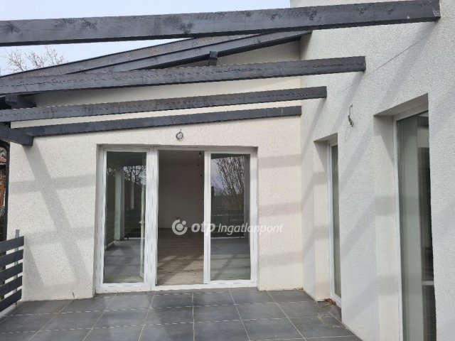 Eladó ikerház, Érden 136 M Ft, 4 szobás / költözzbe.hu