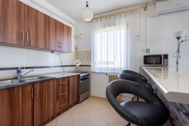 Eladó panellakás, Budapesten, XX. kerületben 64.9 M Ft, 3 szobás